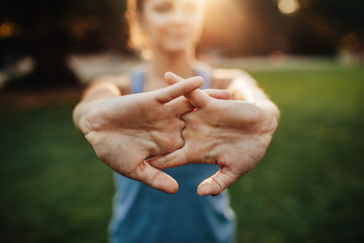 hand sports injuries stretching