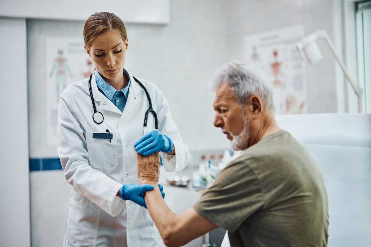 wrist fracture surgery doctor exam patient wrist after surgery recovery